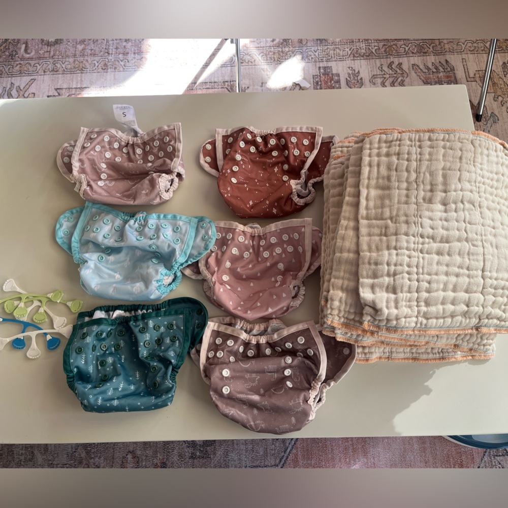 Newborn Cloth Diaper Bundle - Mama Koala Covers & Prefolds (Never Used)
